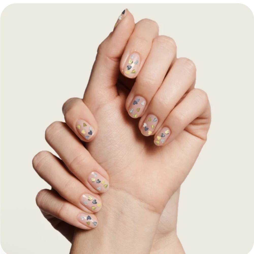 DO NOT BUY!!! Olive & June BIGGEST FAN gold + silver heart confetti polish NEW - Picture 3 of 5